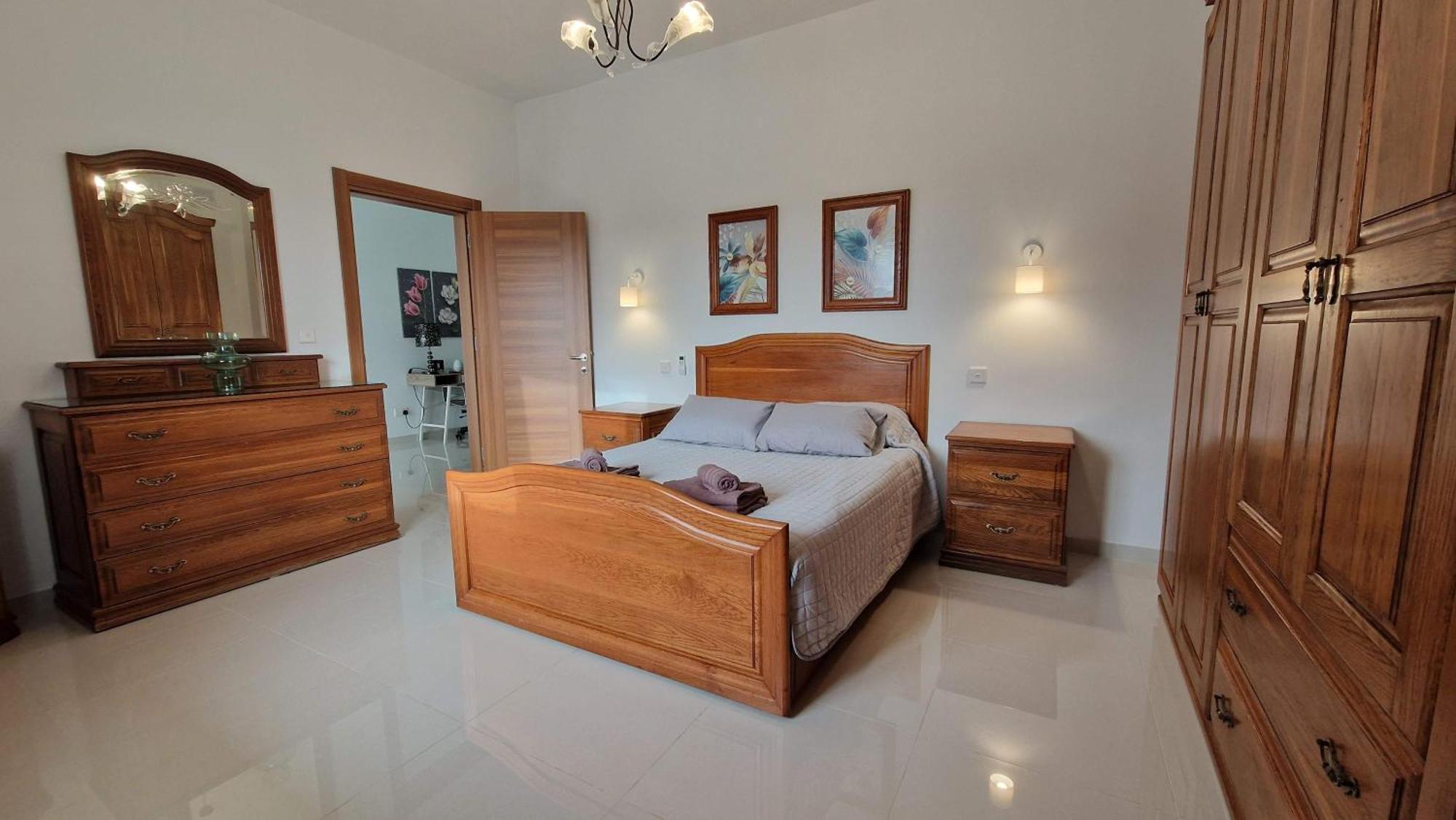 Carousel Apartments Qrendi エクステリア 写真