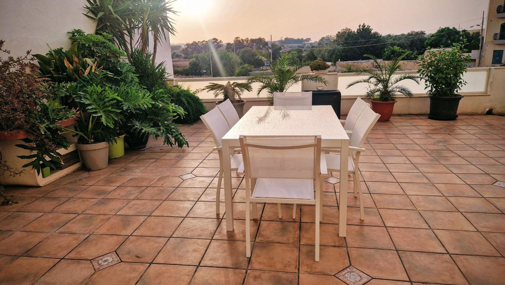 Carousel Apartments Qrendi エクステリア 写真