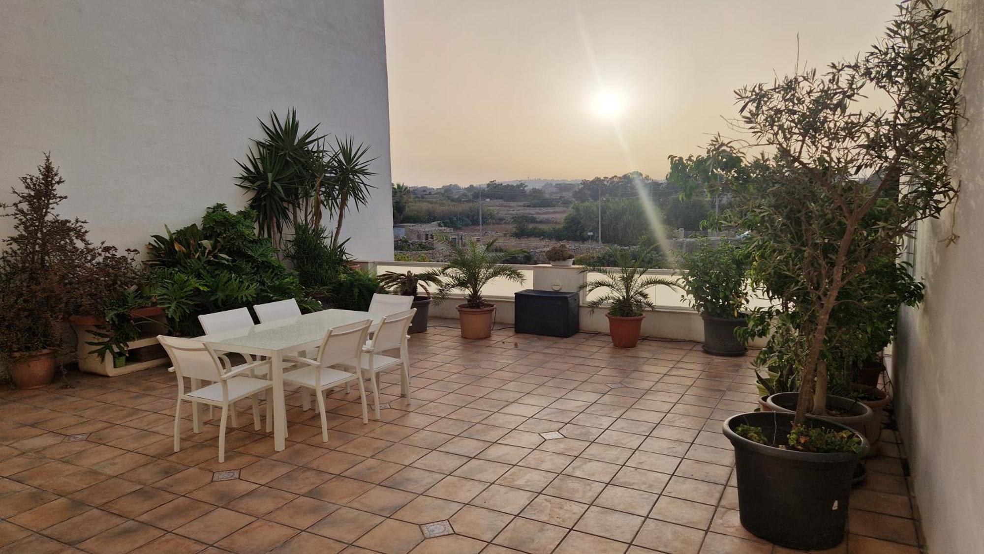 Carousel Apartments Qrendi エクステリア 写真