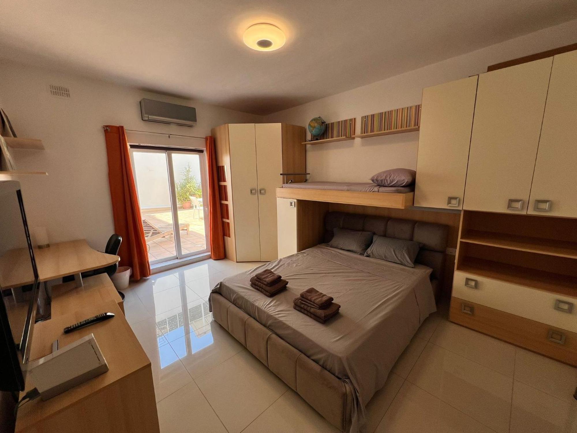 Carousel Apartments Qrendi エクステリア 写真