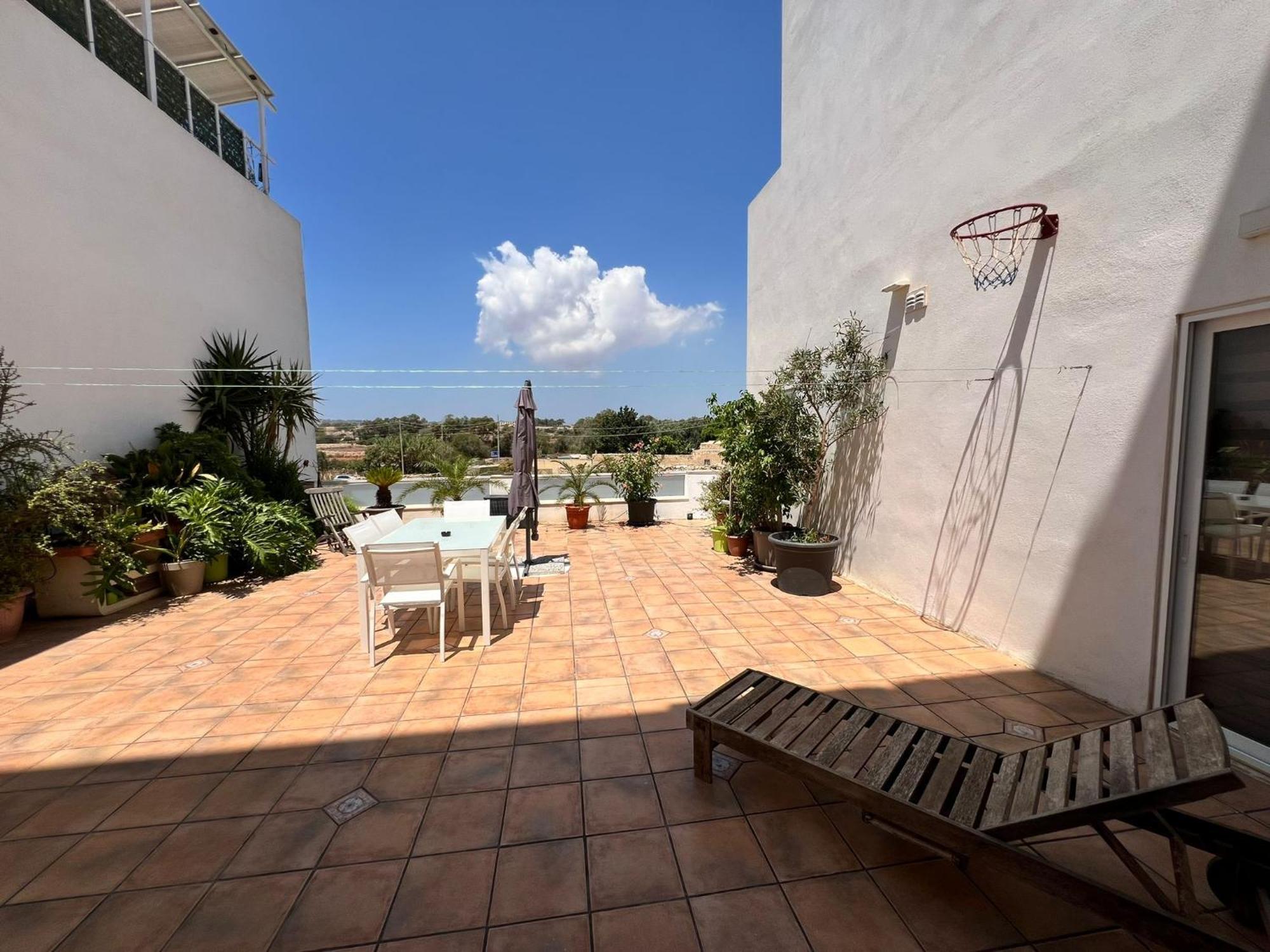 Carousel Apartments Qrendi エクステリア 写真